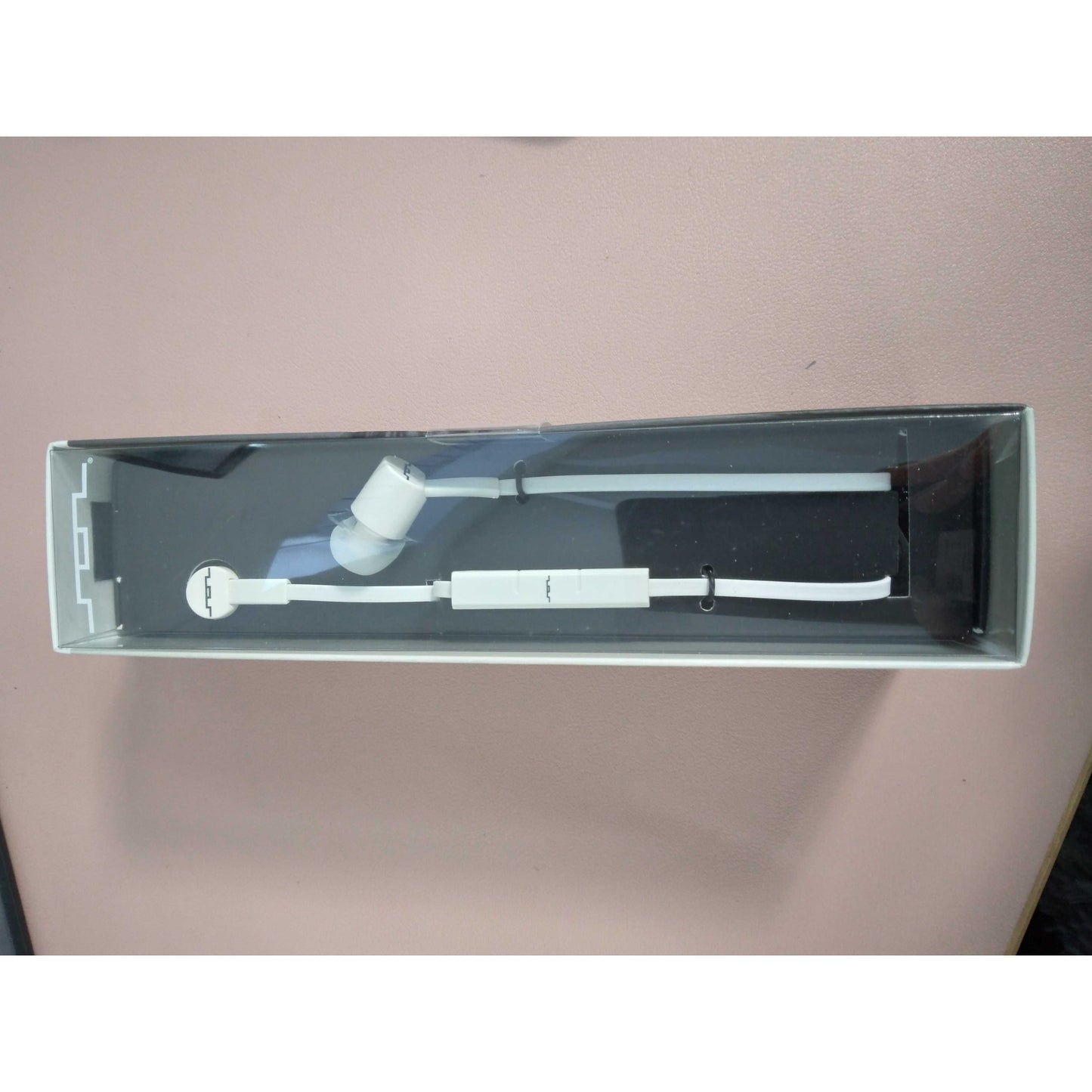Sol Republic Jax Binaural Headset with White Wired Headphones and Microphone (Wired, Earphone, Binaural, In-ear, White)