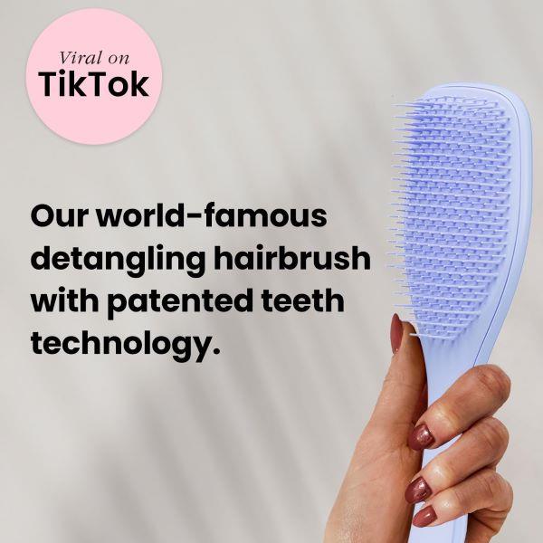 Tangle Teezer The Ultimate Detangler Hairbrush | For Wet & Dry Hair | Detangles All Hair Types | Reduces Breakage, Eliminates Knots | Two-Tiered Teeth & Comfortable Handle |Sweet Lavender