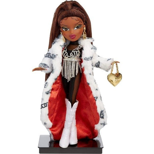 Bratz 573494EUC x GCDS Special Edition Designer Fashion Doll-Sasha-Includes Outfit, Accessories, Hairbrush, & More-Fully Articulated-Premium Packaging, Collectable-for Collectors & Kids Ages 7+